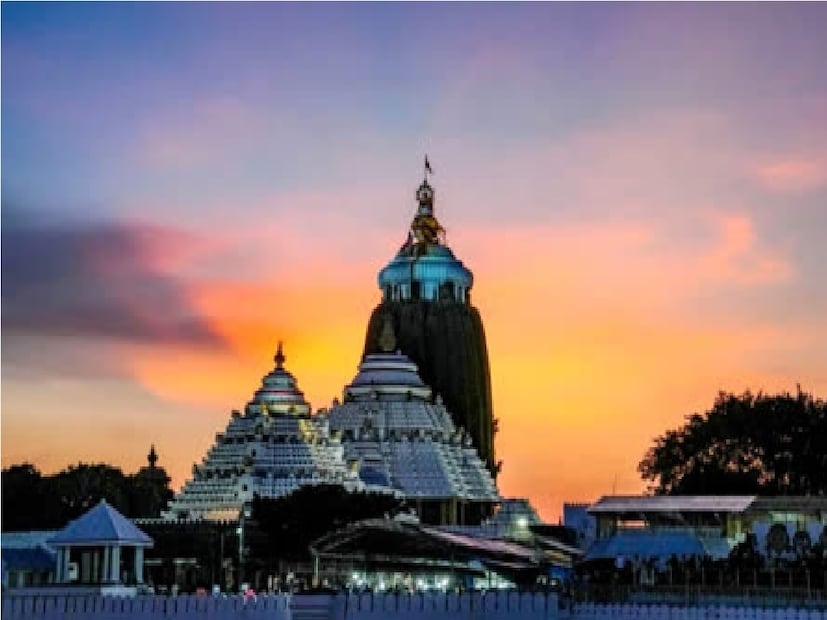 তবে রত্নভাণ্ডারের গায়ে বেশ কিছু ফাটল চোখে পড়েছে৷ যা মেরামতি করবে এএসআই৷ এই সংক্রান্ত পূর্ণাঙ্গ রিপোর্ট তৈরি করা হচ্ছে৷ 