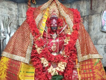 লক্ষাধিক মানুষের ভিড় আজ সতীপীঠ ত্রিপুরেশ্বরী মন্দিরে