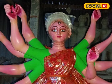 মহিলা