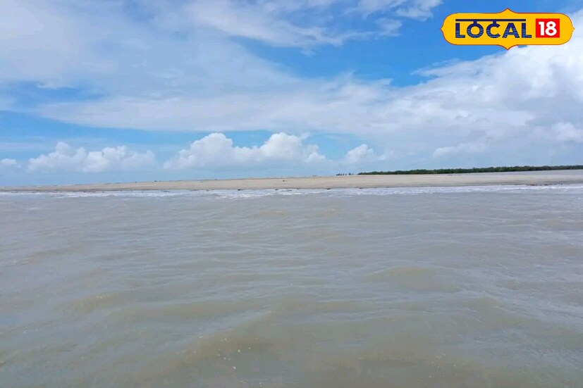 *নতুন এই পর্যটনকেন্দ্রটি আগামীদিনে পর্যটকদের আকর্ষণের কেন্দ্রবিন্দু হয়ে উঠবে তা আর বলার অপেক্ষা রাখে না। সেজন্য সবার যাওয়ার আগে আপনি ঘুরে আসুন এই দ্বীপ থেকে।