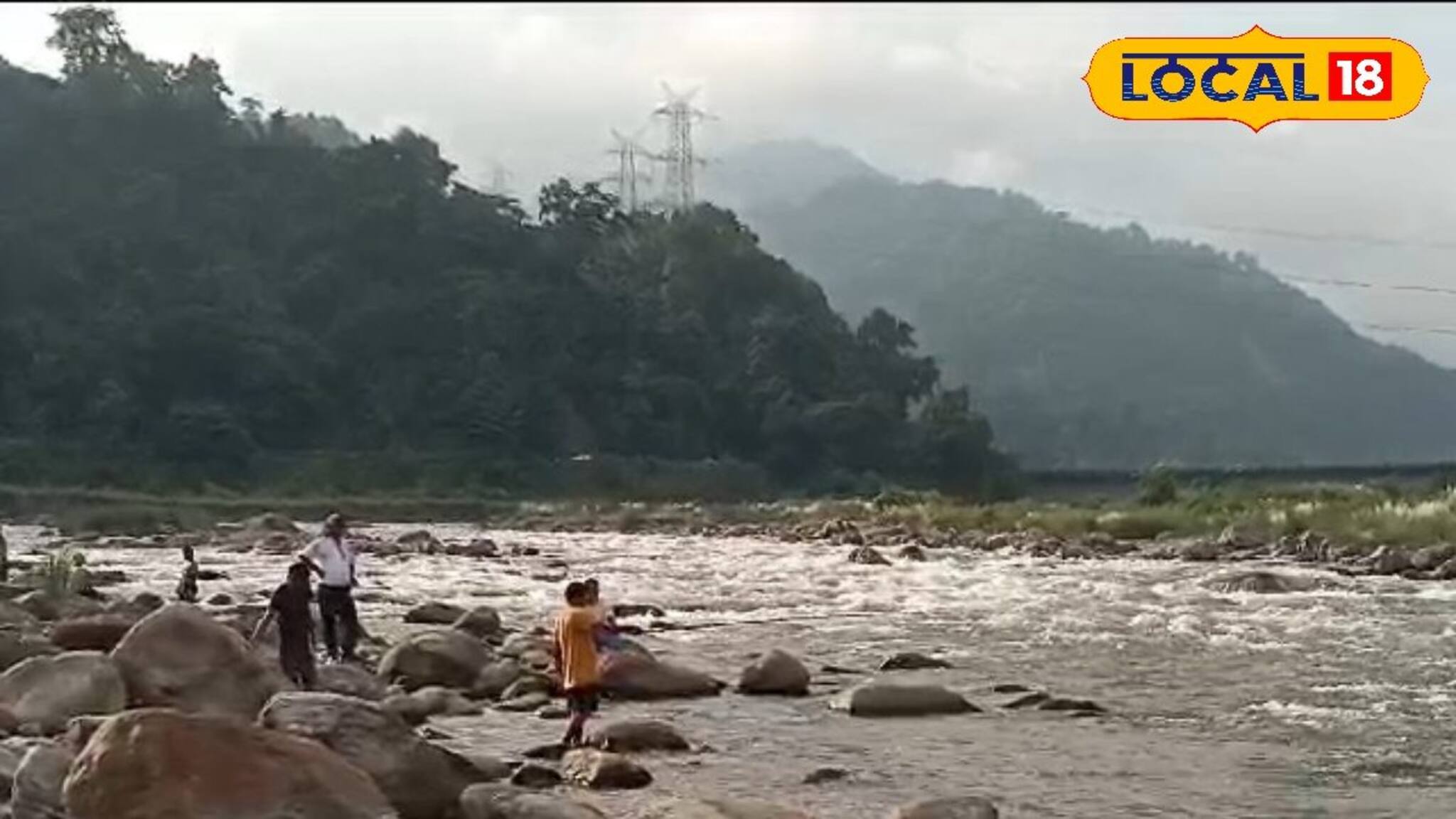 সবুজে ঘেরা পাহাড়ের কোলে খরস্রোতার অপরূপ সৌন্দর্য, দিওয়ালিতে বেড়ানোর সেরা ঠিকানা