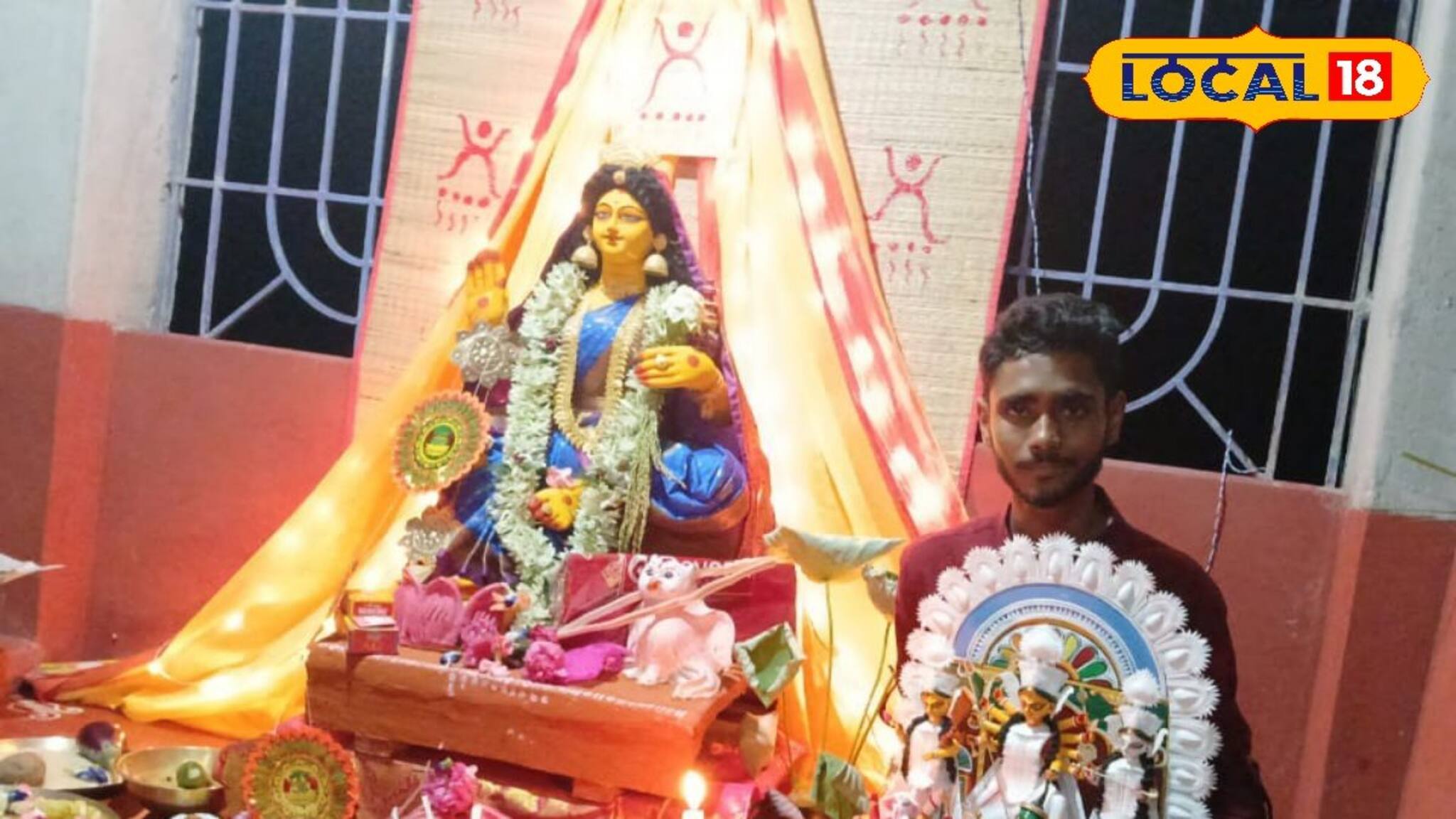 শখের বশে ঠাকুর গড়া! সোশ্যাল মিডিয়ার হাত ধরে প্রতিমা ‌যাচ্ছে বিদেশ