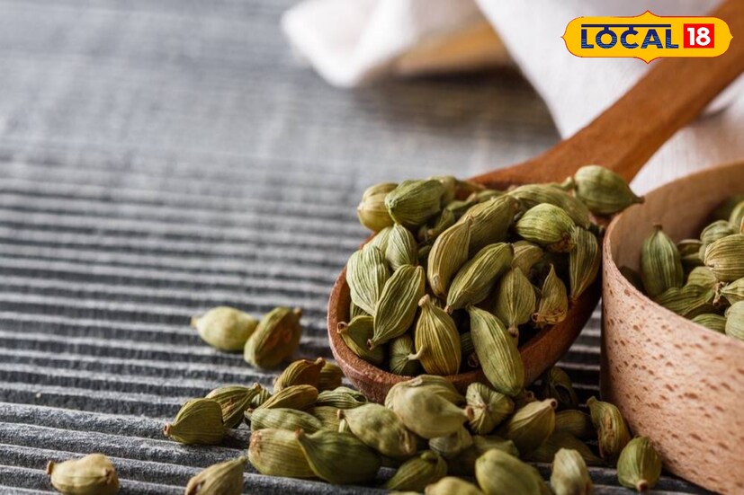 অনেক সময়ে ভারী কোনও জিনিস তুলতে গেলেই পেশিতে টান ধরে। এ ক্ষেত্রে ছোট বা বড় এলাচ গরম জলে ফুটিয়ে খেলে তত্‍ক্ষণাত্‍ উপশম মেলে।