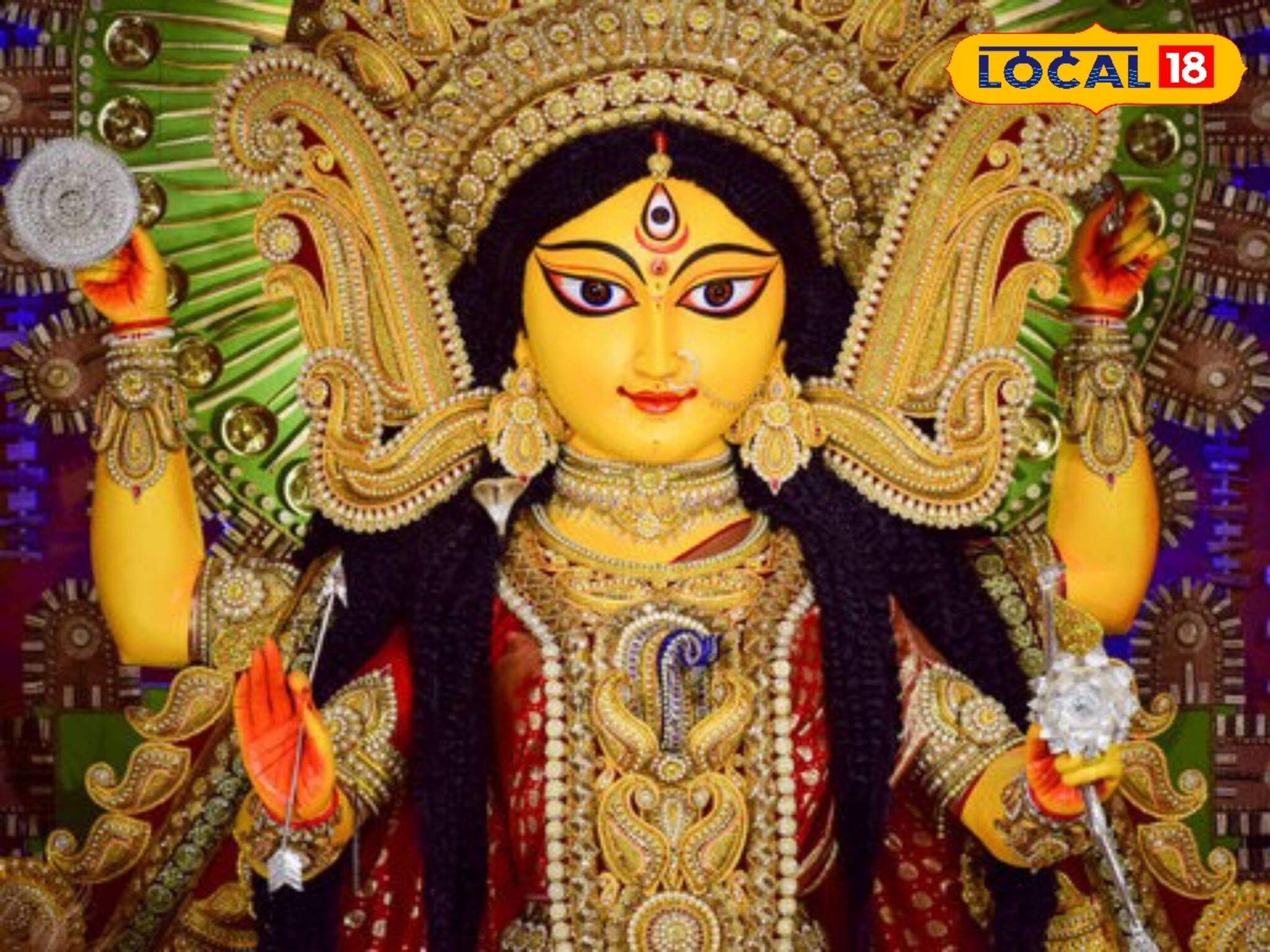 কলকাতার নামজাদা দুর্গাপুজোর মণ্ডপ দেখা যাবে চন্দননগরের জগদ্ধাত্রী পুজোয়