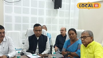  ঝাড়গ্রামে