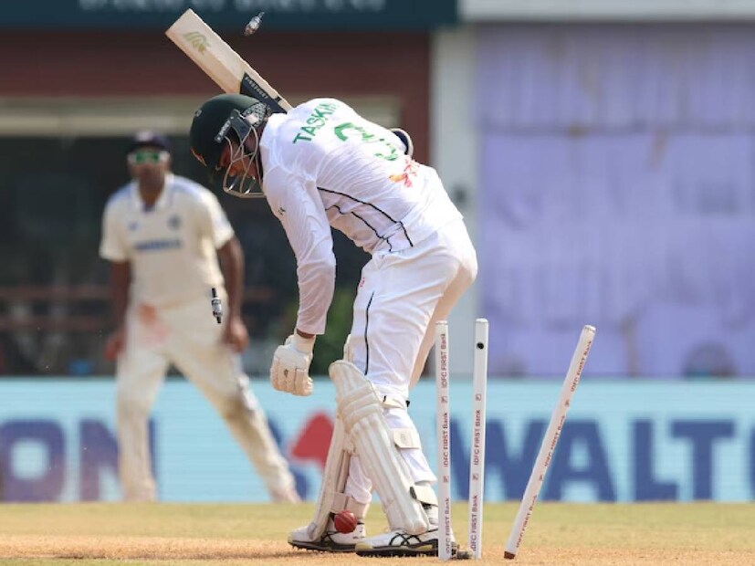 বৃষ্টি বিঘ্নিত দ্বিতীয় টেস্টে বাংলাদেশকে গোহারা হারিয়েছে ভারত। মাত্র ১৭৩.২ ওভারেই চারটি ইনিংসের খেলা শেষ হয়ে যায়। ভারতের বোলিংয়ের সামনে দাঁড়াতেই পারেননি বাংলাদেশের ব্যাটাররা। (Image: Sportzpics)