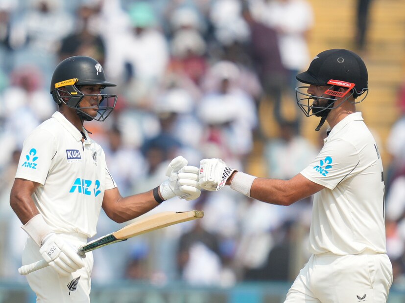 ভারতের ম্যাচ বাকি নিউজিল্যান্ডের সঙ্গে ১টি এবং অস্ট্রেলিয়ার সঙ্গে ৫টি। অস্ট্রেলিয়ার শ্রীলঙ্কার সঙ্গে ২টি এবং ভারতের সঙ্গে ৫টি ম্যাচ বাকি। আগামী ৬ ম্যাচে ভারত যদি একটি টেস্ট ড্র করে এবং ৫টি জেতে তাহলে শতকরা হিসাবে ৭১.০৫ শতাংশ পেয়ে শীর্ষে থেকে ফাইনালে যাবে ভারত। প্রতীকী ছবি।