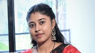 রাতের অন্ধকার চিড়ে ছুটে চলে কাজলের ট্রাক