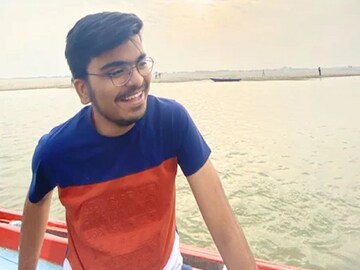 ২১ বছরে কোটি টাকার মালিক, ২৩ বছরে বার্ষিক ৪ কোটি রোজগার