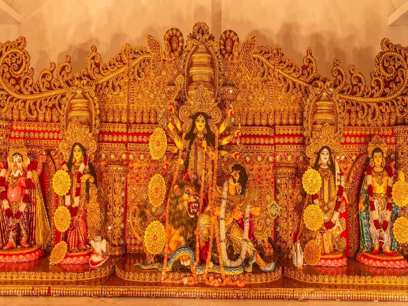দুর্গাপূজো, কালীপুজো, ছট পুজো মিলিয়ে ২০২৫ সালে সরকারি কর্মচারীদের ২৫ দিন ছুটি থাকবে। রাজ্য সরকারের ছুটির ক্যালেন্ডার অন্তত সেরকমই বলছে৷ 