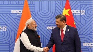 ব্রিকস সম্মেলনের মাঝে মোদি জিনপিং সাক্ষাৎ৷ ছবি- নরেন্দ্র মোদির এক্স হ্যান্ডেল থেকে
ব্রিকস সম্মেলনের মাঝে মোদি জিনপিং সাক্ষাৎ৷ ছবি- নরেন্দ্র মোদির এক্স হ্যান্ডেল থেকে