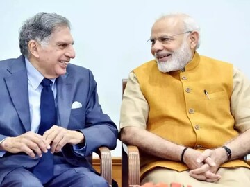 রতন টাটা এবং প্রধানমন্ত্রী নরেন্দ্র মোদি