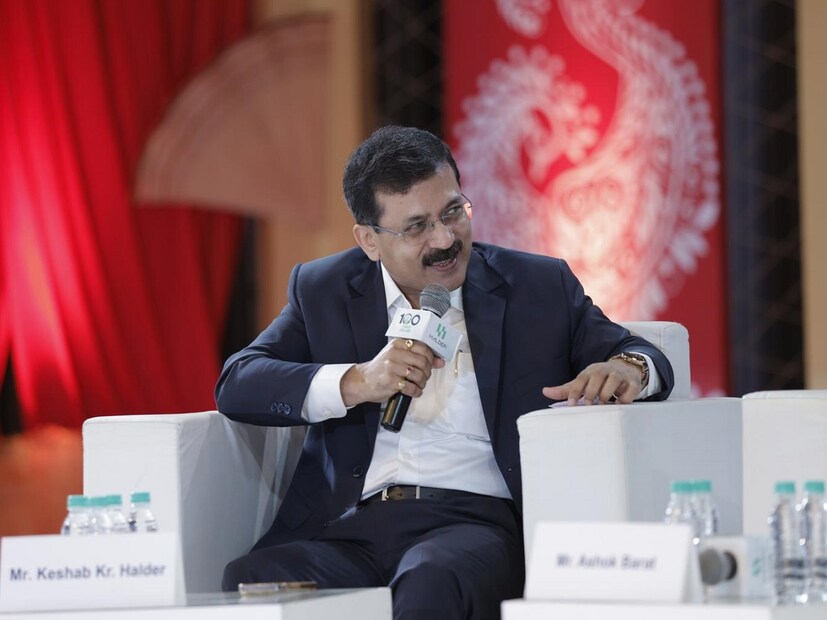 শুধু ব্যবসা নয়, পরিবেশ এবং সমাজের প্রতিও দায়বদ্ধ হালদার গ্রুপ। জৈব পণ্য এবং কার্বন সমতা অর্জনের লক্ষ্য নিয়েছে কোম্পানি। এদিনের অনুষ্ঠানে অংশীদার ও ব্যবসায়িক সহযোগীদের প্রতি কৃতজ্ঞতা জানান কেশব। তিনি বলেন, “আপনাদের সমর্থন পেয়েছি বলেই আজ আমরা সফল ৷’’