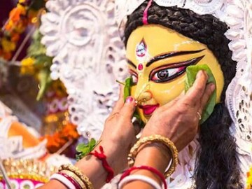 এবার বিজয়া দশমী পড়েছে  শনিবারেই