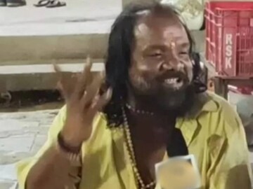 ছোটবেলা থেকেই বিশেষ চাহিদাসম্পন্ন ছিলেন