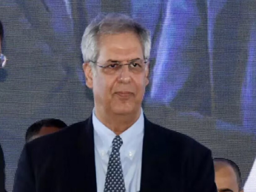 এই প্রসঙ্গে বিজনেস ডেইলির এক প্রতিবেদনের একাংশেও চোখ রাখা যেতে পারে। তা স্পষ্টভাবে নির্দেশ করছে যে দুটি ট্রাস্ট সম্মিলিতভাবে টাটা সন্সের অর্ধেকেরও বেশি শেয়ারের মালিক যা তাদের একটি $165 বিলিয়ন হোল্ডিং কোম্পানি করে তুলেছে। এর মধ্যে রয়েছে টাটা গ্রুপের অনেক নামি কোম্পানির শেয়ারও। টাটা ট্রাস্ট গ্রুপের সমস্ত জনহিতকর কার্যক্রম পরিচালনা করে থাকে।