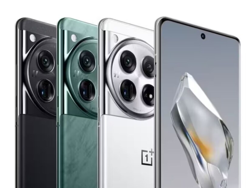 কিছুদিনের মধ্যেই লঞ্চ হতে চলেছে OnePlus 13। ইতিমধ্যেই ফোনের টিজার নিয়ে এসেছে কোম্পানি। নতুন এই ফ্ল্যাগশিপ স্মার্টফোনে থাকছে শক্তিশালী হার্ডওয়্যার। এই সপ্তাহে আরও কিছু আপগ্রেড সামনে আসবে। এমনটাই জানিয়েছেন ওয়ান প্লাসের এক কর্তা। 