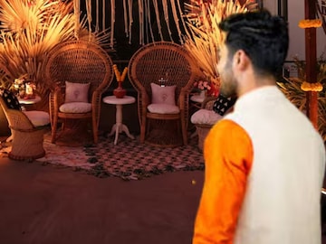 করবা চৌথের দিন টাকা-গয়না নিয়ে লোপাট স্ত্রী ! তিন সন্তান নিয়ে পরিবারে অসহায় স্বামী (Representative Image)