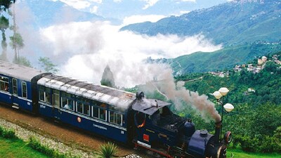 পুজোয় নয়া প্ল্যান! চালু হচ্ছে তিনটি নতুন জয় রাইড! টয়ট্রেনে চড়ার মাঝেই মিলবে সুগন্ধী দার্জিলিং চা বাগান ঘুরে দেখার সুযোগ 