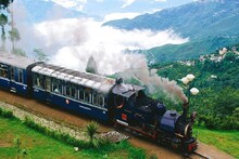 Toy Train Cancelled: বড়দিনের আগেই বিরাট বিপত্তি! বেলাইন টয়ট্রেন, বাতিল একাধিক জয় রাইড, চরম হতাশ পর্যটকেরা