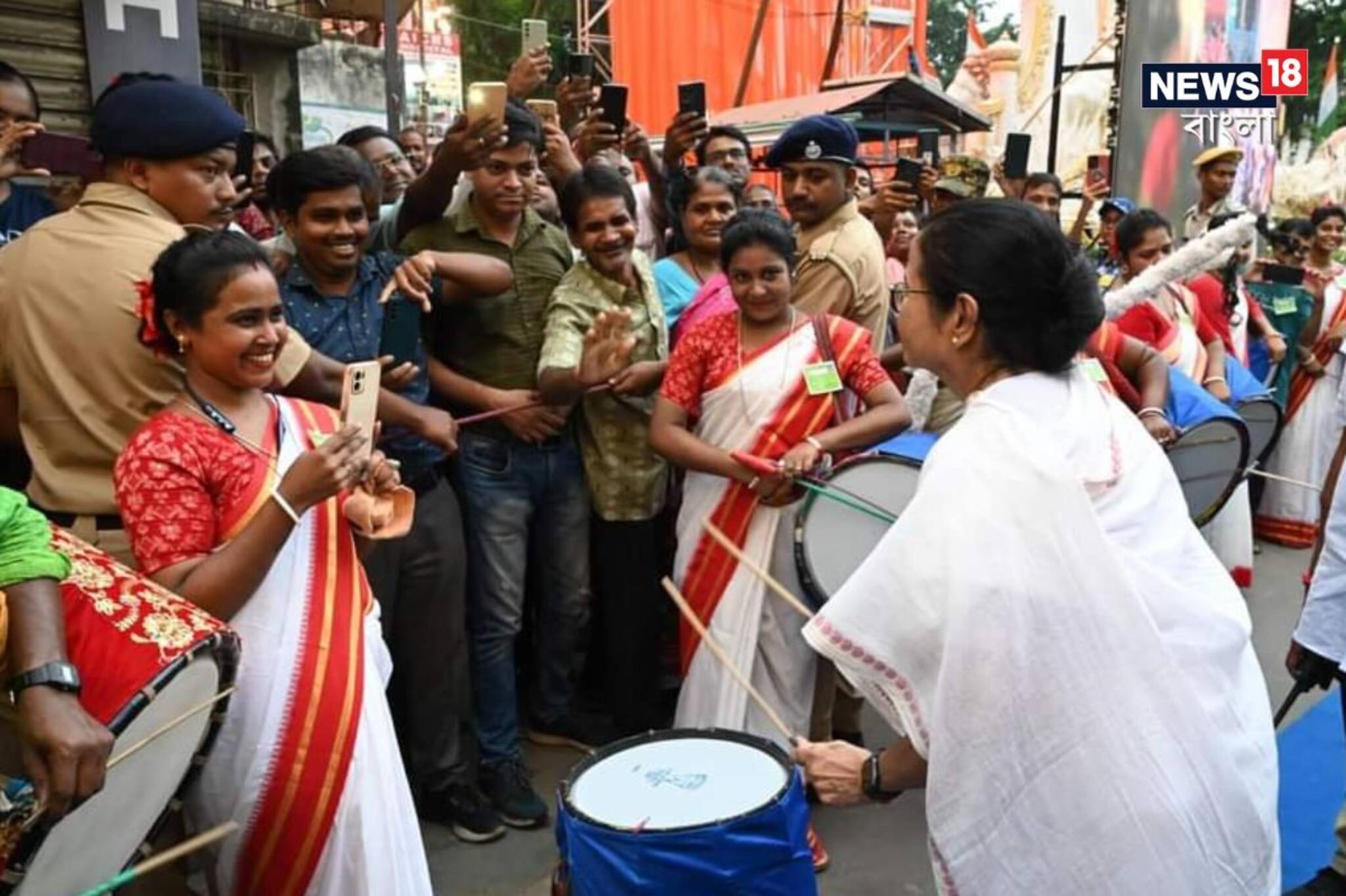 মহালয়ার মাহেন্দ্রক্ষণে প্রকাশ হবে মমতা বন্দোপাধ্যায়ের গানের অ্যালবাম ‘অঞ্জলি’ 