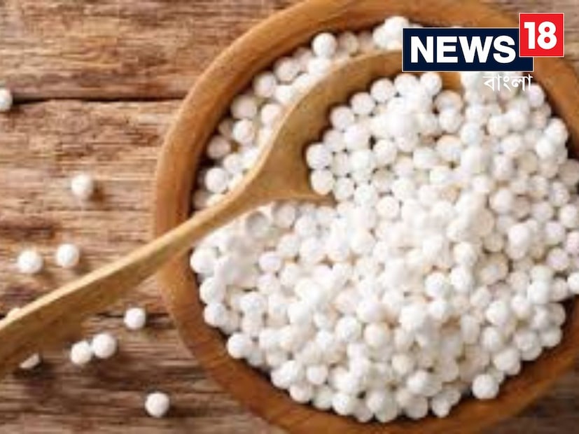আপনি যদি ইন্টারনেটে সাবুর ব্যাপারে খোঁজ করেন,তাহলে বেশিরভাগ জায়গায় আপনি 'সাগো পাম' গাছের উল্লেখ পাবেন৷ এটা দেখতে অনেকটা তাল গাছের মতো। প্রকৃতপক্ষে, সাগো পাম একটি গাছ নয়, এমন একটি গাছের দল, যার কাণ্ড থেকে স্টার্চ জাতীয় কিছু বের হয়। তারপর তা শুকিয়ে পরিষ্কার করে বিভিন্ন ধরনের খাবারে ব্যবহার করা হয়। এই স্টার্চকেই এরপর একটি গোলাকার আকৃতি দেওয়া হয়, যা দেখতে সাবু দানার মতোই৷ তবে একটা ভুল ধারণা রয়েছে, সাবু না কি খেজুর থেকে তৈরি হয়।