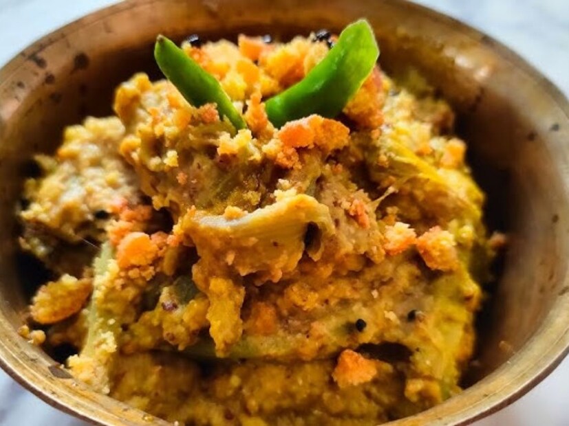 হজমের সমস্যায় এই শাপলা ফুল ব্যবহার করা হয়। ডায়াবেটিসের রোগীদের জন্য এই উদ্ভিদ উপকারী। অতিরিক্ত পিপাসা নিবারক ও আমাশা রোধে ব্যবহার করা হয় এই উদ্ভিদ। সাধারণত ঔষধের জন্য এই উদ্ভিদের ফুল ও বীজ ব্যবহার করা হয়।