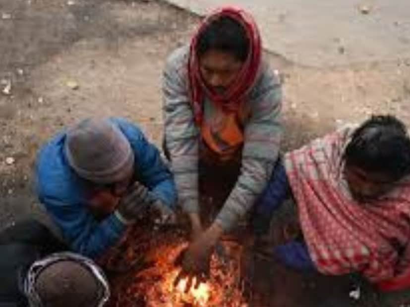লা নিনা একটি প্রাকৃতিক জলবায়ু চক্রের অংশ যা পৃথিবীজুড়ে চরম আবহাওয়া সৃষ্টি করতে পারে — এবং এর প্রভাব স্থানভেদে পরিবর্তিত হয়।জাতীয় মহাসাগর ও বায়ুমণ্ডলীয় প্রশাসনের আবহাওয়া পূর্বাভাস কেন্দ্র জানিয়েছে, এই শরতে একটি দুর্বল লা নিনার ঘটনা ঘটার ৬০% সম্ভাবনা রয়েছে এবং এটি মার্চ পর্যন্ত স্থায়ী হতে পারে।