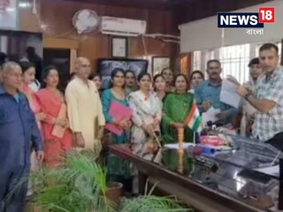 পঞ্চায়েত বৈঠকে উপ প্রধানকে সপাটে চড় মহিলার