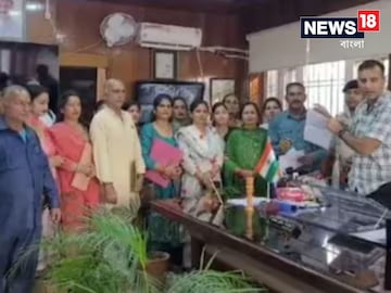 পঞ্চায়েত বৈঠকে উপ প্রধানকে সপাটে চড় মহিলার