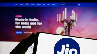 মোবাইল ডেটা ট্র্যাফিকে বিশ্বগুরু জিও