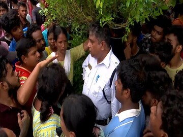 বাঁশদ্রোণীতে ফের ধড়পাকড়