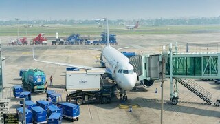 কলকাতা বিমানবন্দরে জরুরি অবতরণ