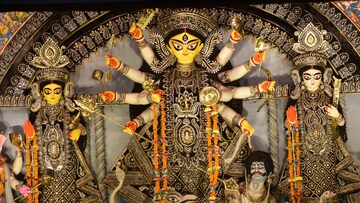 চলছে নবরাত্রি, ৪ জিনিস কিনলেই মা দুর্গার রোষে জীবনে নেমে আসবে প্রবল অশান্তি-দুর্ভোগ!