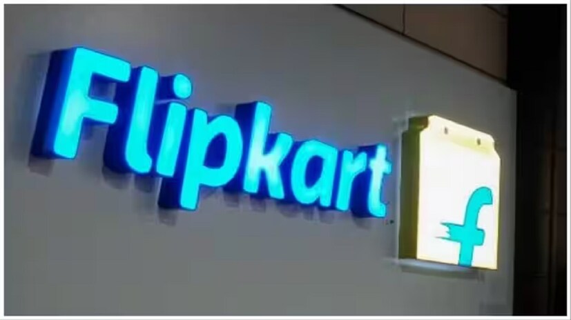 Flipkart Monumental Sale: আসন্ন সেলের অংশ হিসেবে মাত্র ৬৩৯৯৯ টাকায় iPhone 16 বিক্রি করছে Flipkart। এই ফোনের বর্তমান বিক্রয় মূল্য ৭৪৯০০ টাকা। ফলে বোঝাই যাচ্ছে যে, প্রচুর ছাড় দিয়েই Flipkart বিক্রি করছে এই ফোন। অন্য দিকে Samsung Galaxy S24 Plus পাওয়া যাচ্ছে মাত্র ৫৯৯৯৯ টাকায়। আর এই সেলে Apple iPad ((1oth Gen) বিক্রি হবে মাত্র ২৭৯৯৯ টাকায়।