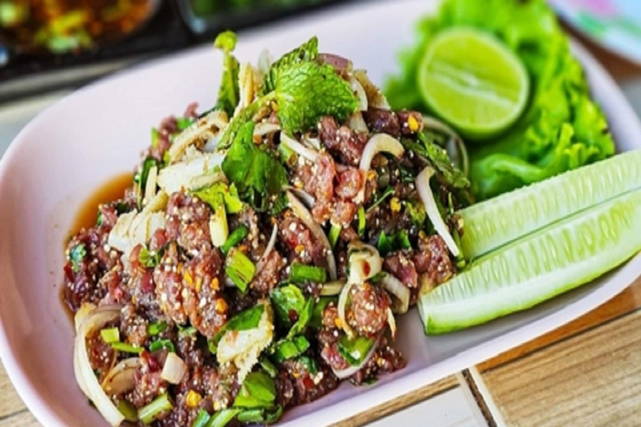 এটিই বিশ্বের সবচেয়ে মারাত্মক খাবার, প্রতি বছর কাড়ে ২০ হাজার মানুষের প্রাণ!