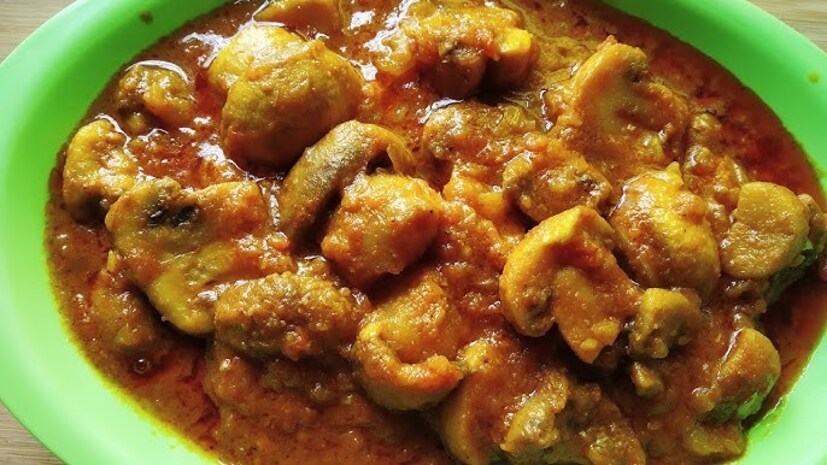 মাছ, মাংস, ডিম আমিষ থেকে শুরু করে নিরামিষ বিভিন্ন শাকসবজি থেকে যে পরিমাণে প্রোটিন এবং খনিজ পদার্থ পাওয়া যায় তা সবকিছু একাই পূরণ করার ক্ষমতা রাখে এই কাড়াং মাশরুম