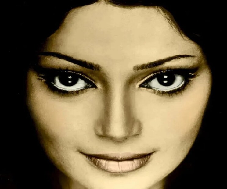 সমাজের তোয়াক্কা না করেই প্রায় পঞ্চাশ বছর আগে তিনি বেশ কিছু সাহসী দৃশ্যে অভিনয় করে তাক লাগিয়ে দিয়েছিলেন৷ তবে তাঁর সৌন্দর্য পর্দার চেয়েও বাস্তবে বেশি আলোচিত হয়েছিল। 