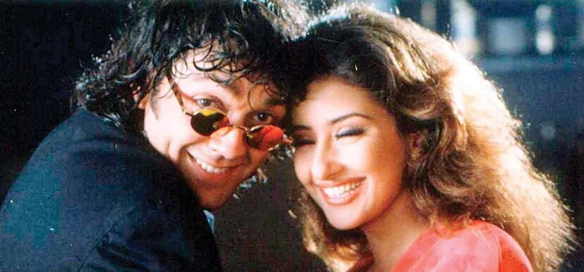 ঠিক কী হয়েছিল? ববি জানান, সেদিন মনীষার সঙ্গে ‘বেচ্যানিয়া’  গানের শ্যুটিং চলছিল। মনীষার সঙ্গে ঘনিষ্ঠ হবেন ববি। মনীষা ববির গালে কামড় বসাবেন। সেইমতো দুজনে কাছাকাছি এসেছেন।  কিন্তু যেই না মনীষা নিজের মুখ ববির কাছে এনেছেন, তাঁর তো গা গুলিয়ে বমি আসার যোগাড়। মনিষার মুখে নাকি উটকে ওঠা দুর্গন্ধ।