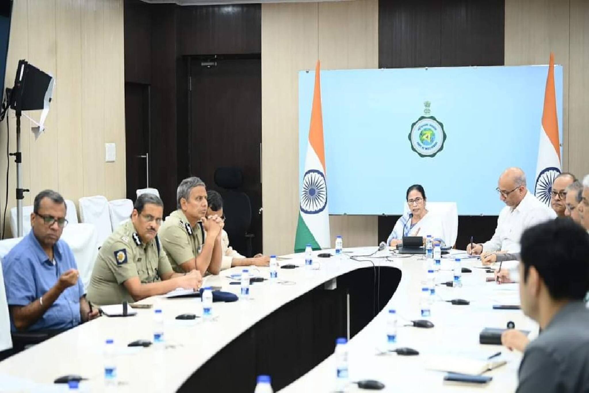 বদলে যাবে সব সরকারি হাসপাতাল? জেলায় জেলায় বড় নির্দেশ নবান্নের!