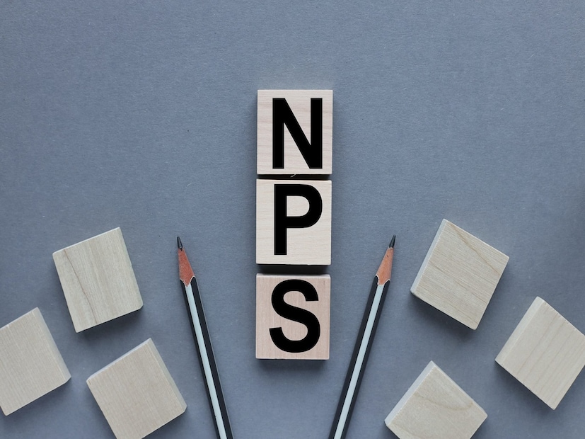 অবসর গ্রহণের পরে কেউ NPS থেকে যে পেনশন উপার্জন করবে, তা নির্ভর করবে কতটা কর্পাস জমা করা হবে তার উপর। বিনিয়োগ শুরু করার আগে, NPS-এর উইথড্রয়ালের নিয়মগুলি জানতে হবে। বর্তমানে, একজন এনপিএস গ্রাহক ম্যাচিউরিটির সময় সম্পূর্ণ জমাকৃত কর্পাস তুলতে পারে না। একটি বার্ষিক পরিকল্পনায় মোট NPS কর্পাসের কমপক্ষে ৪০% বিনিয়োগ করতে হবে। বার্ষিক অর্থ অবসর গ্রহণের পর নিয়মিত পেনশন পাওয়া যাবে। বাকি ৬০% এককালীন টাকা হিসাবে প্রত্যাহার করা যেতে পারে।