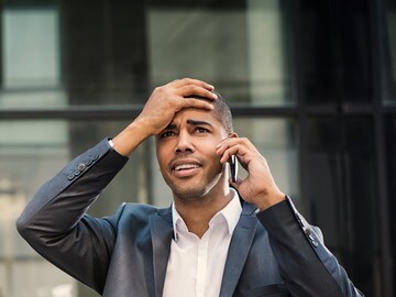 কথা বলার সময় হঠাৎ ফোন কেটে যায়? সমস্যার ভূত ফোনের ভিতরেই, কী করবেন জেনে নিন