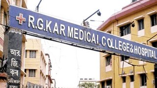 বিধানসভায় পৌঁছেই শুভেন্দুর সঙ্গে সাক্ষাত্‍ নির্যাতিতার বাবা-মায়ের! ‘নাটক করার কিছু নেই’, খোঁচা কুনালের