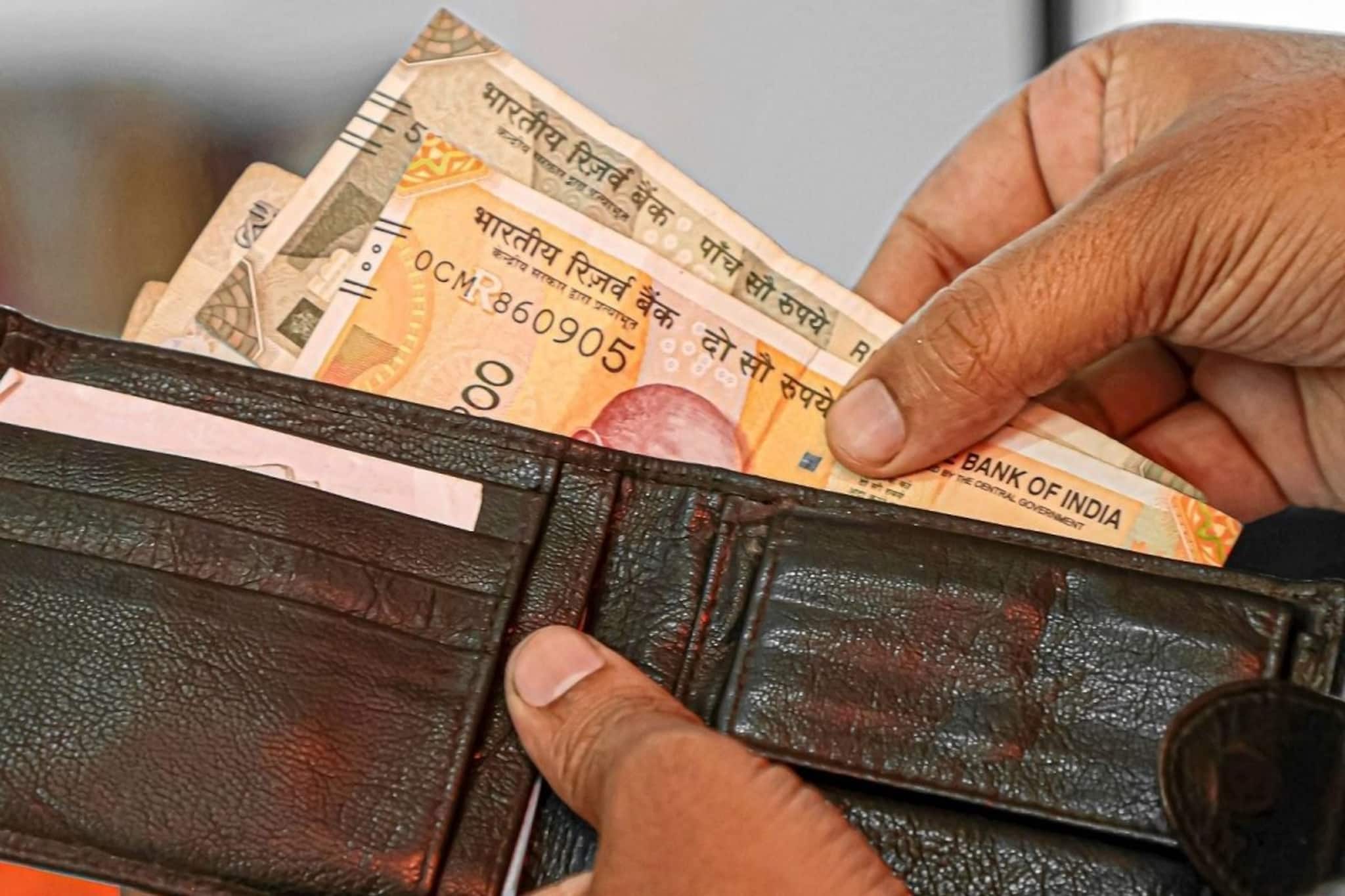 এই ৫ টিপস মেনে চলুন, মাসের শেষে টানাটানিতে পড়তে হবে না কোনওদিন