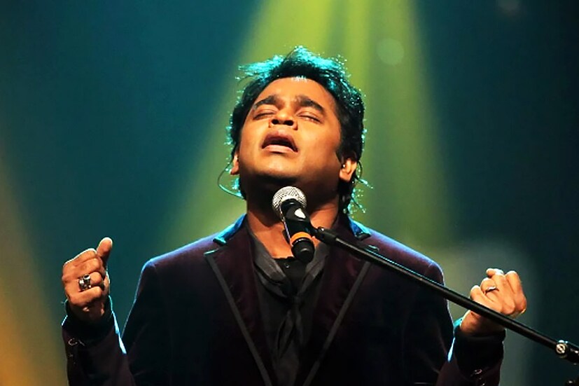 কিছুক্ষণ আগে সিদ্ধার্থ কাননকে দেওয়া এক সাক্ষাৎকারে আরও বলেছিলেন, 'আমার মনে আছে যখন তিনি বিয়ে করেছিলেন, এবং তার স্ত্রীর সঙ্গে হানিমুনে গিয়েছিলেন। আমি সেদিন রাতে তাকে ফোন করেছিলাম, রাত প্রায় ১২ বা ১ বেজে গেছে। তার স্ত্রী ফোনটি ধরেছিল এবং সে তখন ঘুমিয়েও পড়েছিল। আমি জিজ্ঞেস করলাম রহমান কোথায়? তিনি বললেন আমি জানি না। সে অন্য ঘরে বীণা বাজাচ্ছিল। তিনি কিছু রচনা করছিলেন। আসলে তিনি এমন একজন ব্যক্তি।