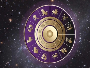 Horoscope Today: ৯ নভেম্বর কী কী চমক অপেক্ষা করছে? অঘটন কিছু ঘটবে না তো? দেখে নিন রাশিফল Horoscope Today: ৯ নভেম্বর কী কী চমক অপেক্ষা করছে? অঘটন কিছু ঘটবে না তো? দেখে নিন রাশিফল