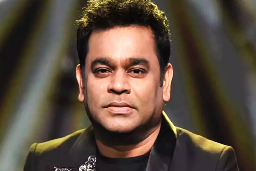 এরপর সায়রা বানুর আইনজীবীকে খোরপোষ প্রসঙ্গে প্রশ্ন করা হয়। সেই বিষয়ে অবশ্য মন্তব্য করতে চাননি তিনি। বরং সায়রা বানুর পক্ষ নিয়ে তিনি বলেন যে, সায়রা একেবারেই টাকা-পয়সা নিয়ে ভাবনাচিন্তা করেন না।
