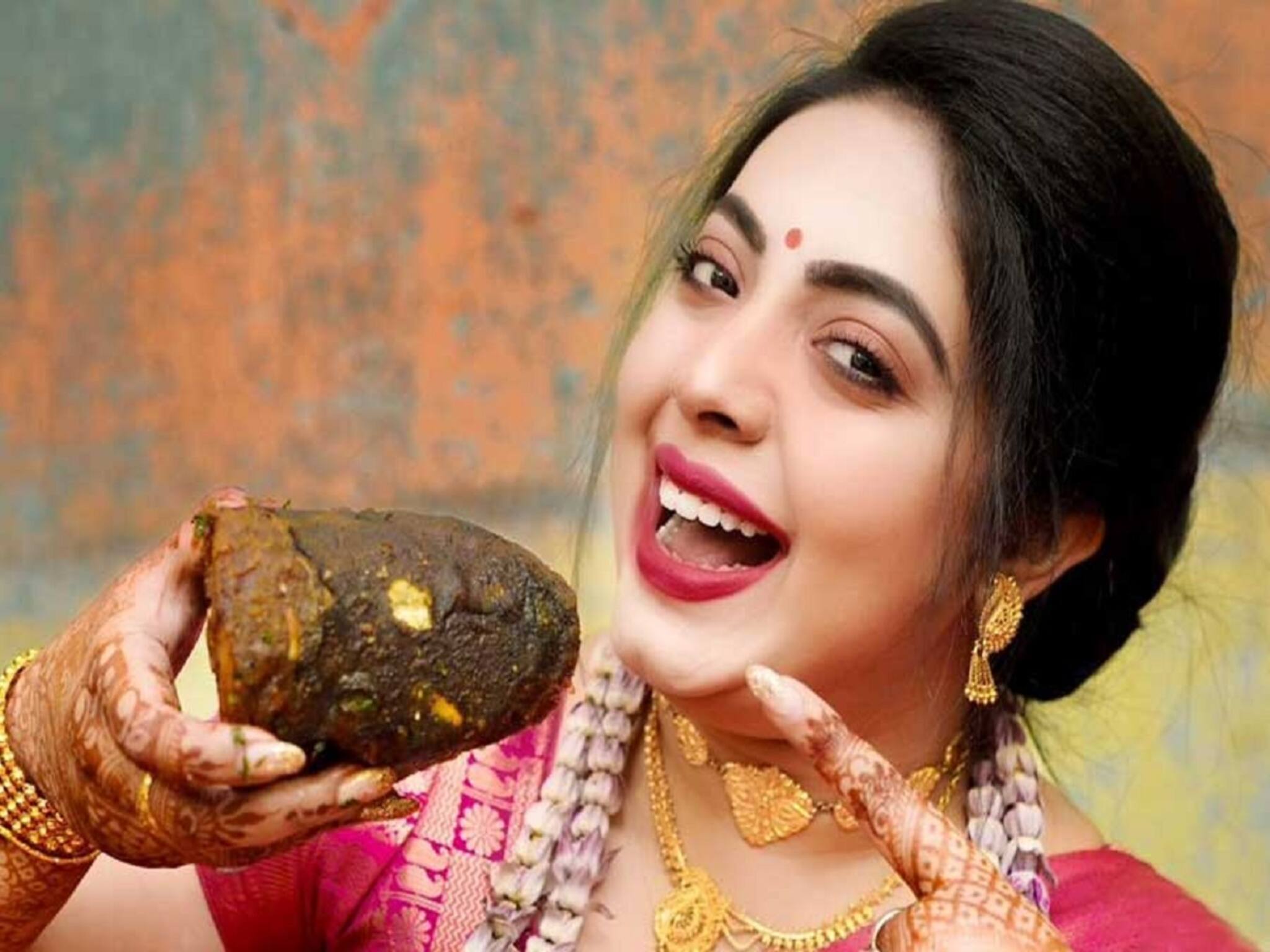 বিয়ের আগে জমজমাট আইবুড়োভাত, বলুন তো কেন পালিত হয় এই অনুষ্ঠান?