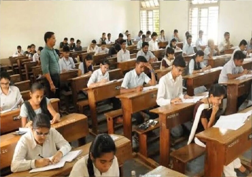 সঙ্গীত, স্বাস্থ্য, শারীরশিক্ষা-সহ বাকি বিষয়গুলির পরীক্ষাও ওই নির্দিষ্ট দিনের মধ্যেই নিতে হবে। কেবল বিভাগীয় শিক্ষকই সংশ্লিষ্ট বিষয়ের পরীক্ষা নিতে পারবেন।
