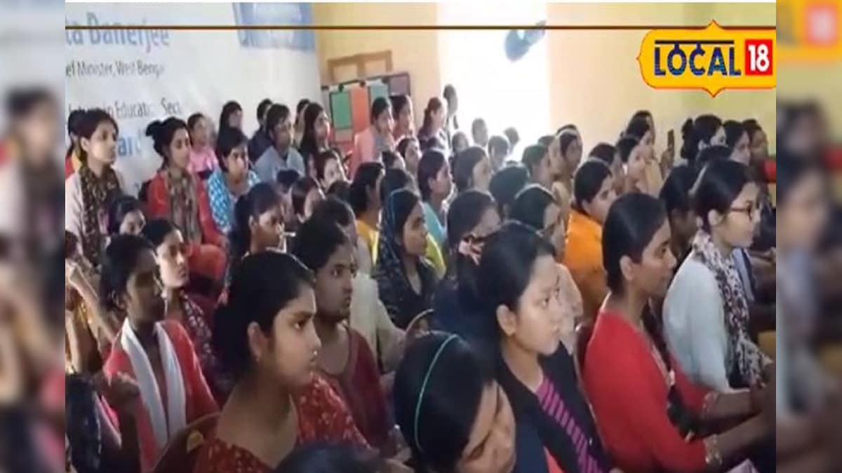 স্মার্টফোন ঘাঁটার অভ্যাস? একটা 'ভুল' ক্লিকেই ফাঁকা হতে পারে ব্যাঙ্ক অ্যাকাউন্ট
